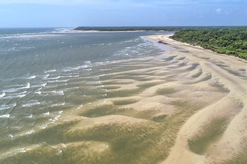 Praia do Pesqueiro | leitura visual da ilha